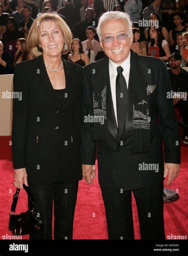 Andy Williams and wife Debbie Haas at the 2009 MusiCares Person of the
