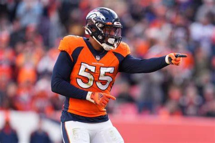 Bradley Chubb contract details New Dolphins pass rusher cashes in after trade from Broncos