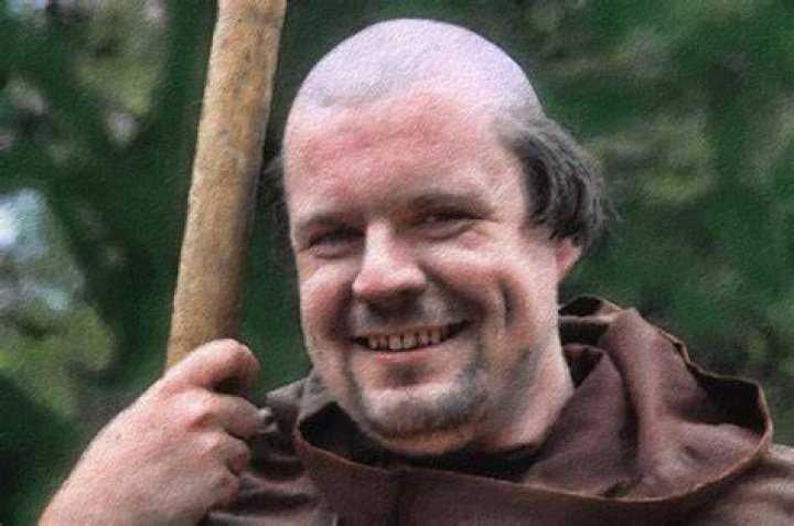 friar tuck haircut gif Marhta Holloman