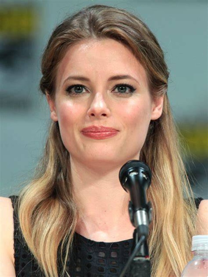 Gillian Jacobs r/CelebrityBellyFetish