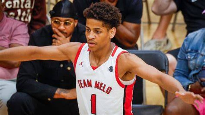 Kiyan Anthony, son of former Orange legend Carmelo Anthony, schedules