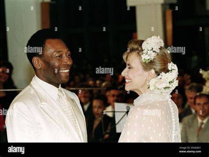 Pele And Assiria Lemos Seixas Got Divorced