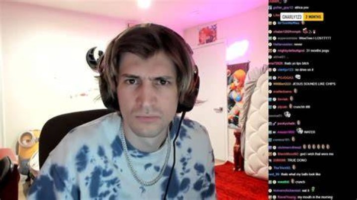xQc Does A Face Reveal... YouTube